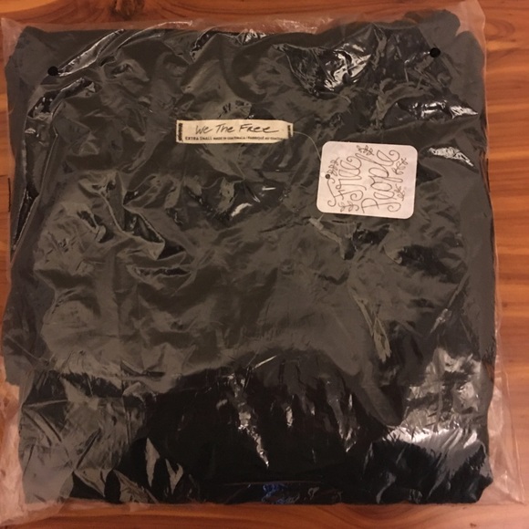 Free people Arden tee! - Picture 12 of 16